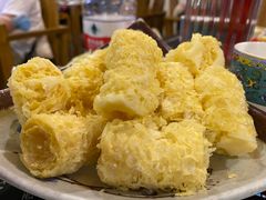 -毛辣果·贵州红酸汤牛肉火锅(西单店)