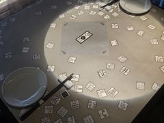 -穹六人间 people 6(岳阳路店)