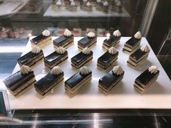 -绿岛港轩海鲜烤肉涮锅自助餐厅