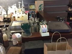 -星巴克臻选(周浦万达店)