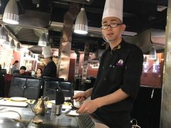 -利昂法式铁板主题餐厅(新奥购物中心店)