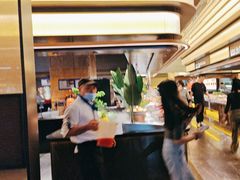 -钱小奴海鲜自助黑金店(杭州滨江龙湖店)