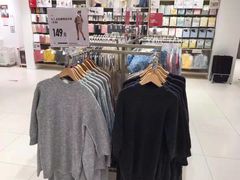 -优衣库(青岛伟东乐客城店)