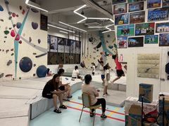 -博昇攀石馆(万维大楼店)