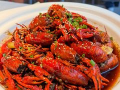 -肥肥虾庄·金牌油焖大虾(杨园滨江时代walk店)