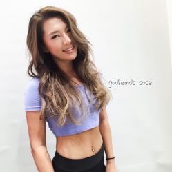 -God Hands发型设计复古会所