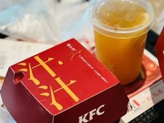 汁汁厚作牛肉汉堡单层单人餐-肯德基(彩德城店)