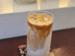 -Café Monson