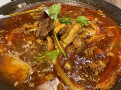 -霄汉牛三鲜湖北砂锅菜(万松园2店)