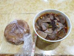 -覃肥叔桂林米粉(粮道街店)
