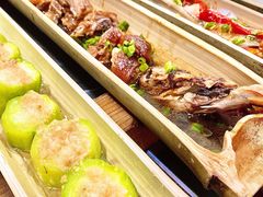 -胡须哥网红竹筒菜