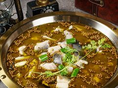 -老船舫·现做活鲜鱼馆(东郊记忆店)