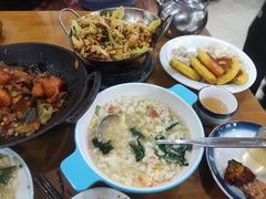 -鹤乡东北菜(崮山路店)