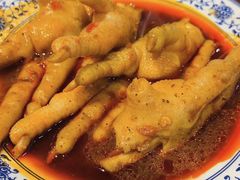 -爆炸头阿姨小四川正宗川味小吃(无任何分店)