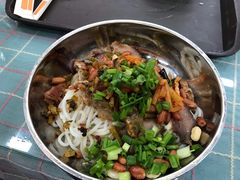 -红鼻子桂林米粉(金唐新光界店)