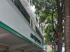 -嘻牛·温州大酒店(贵阳喷水池地铁站店)