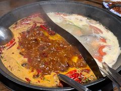 -萍姐火锅·公路夜市(武汉首店)