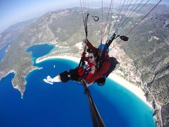 -费特希耶滑翔伞