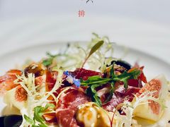 嫩菠菜配5J伊比利亚火腿沙拉-王品台塑牛排(成都万象城店)