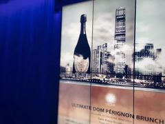 -OZONE 顶楼酒吧(香港丽思卡尔顿酒店)