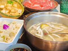 -喃喃椰·糟粕醋·椰子鸡火锅(七堡花园店)