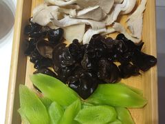 -高虾神龙虾·鲜货烧烤(六合店)