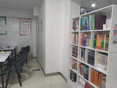 -朗阁·雅思托福·留学英语·国际学校(国贸校区)