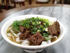 牛腩猪肠河粉-珍珍小食店(西华路店)