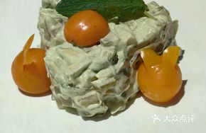 Fresh麻Avocado and Century Egg