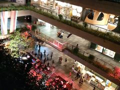 -瑞虹新天地月亮湾