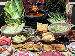 -黔二妞地摊火锅(龙华清湖店)