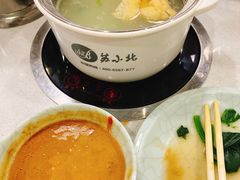 -苏小北旋转小火锅(鲁商广场店)