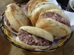 -闫家驴肉火烧(五四店)