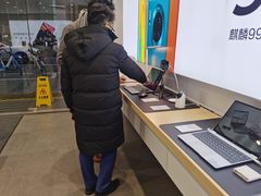 -华为授权体验店(万航渡路)