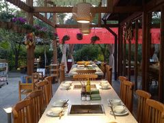 -二荆条·蜀鲜汇城市森林火锅