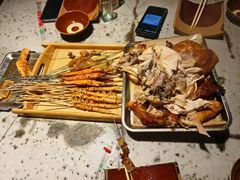 -破瓦寒窑·地摊烤羊排