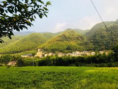 -安吉龙王山峡谷漂流