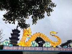 -龙华寺