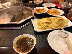 -辣川婆鲜肉自助串串香(三台子店)