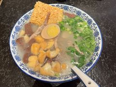 小潘特色鸭血粉丝汤-小潘记鸭血粉丝汤
