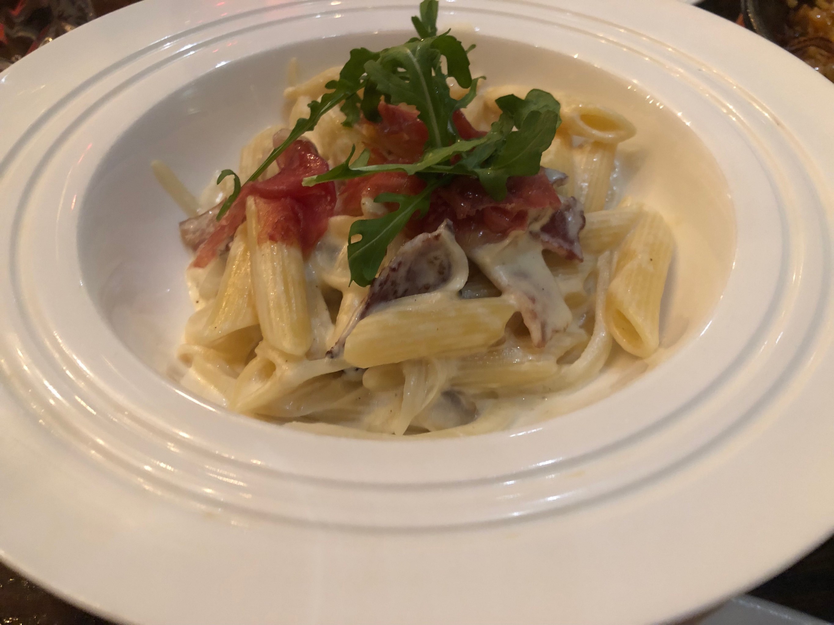 艾璐西班牙三文鱼配松露yyds!