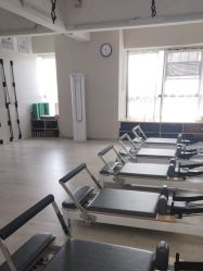 点击看大图 -OM瑜伽教练培训学院