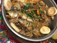 -闯关东东北农家菜(崂山石老人店)