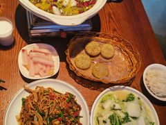 -唐师傅湘西名菜馆(武陵路店)