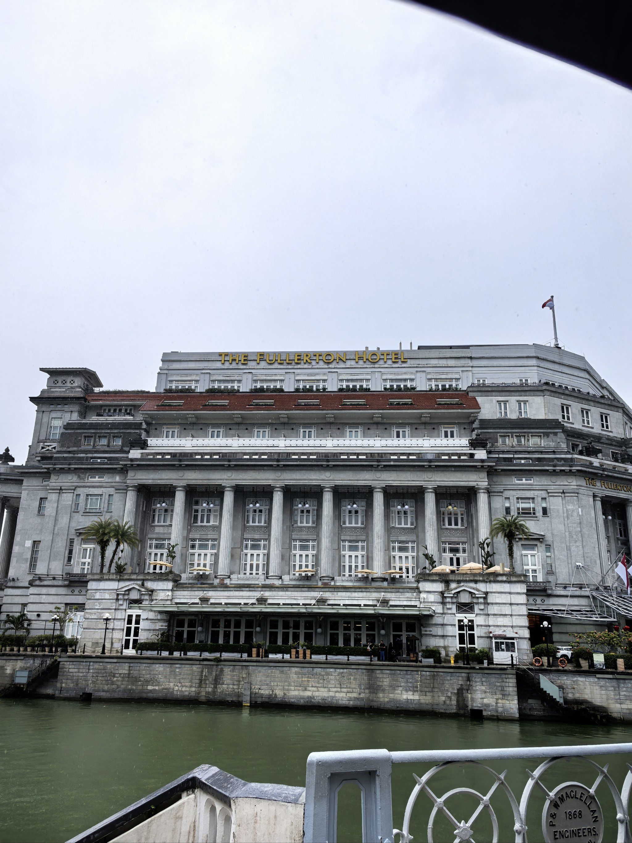 下雨天的鱼尾狮公园