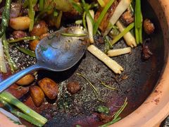 -八府香鸭·啫啫煲(华山路店)