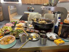 -围炉肉舍丹东海鲜烤肉·烤活鳗(步行街店)