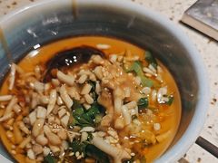 -二荆条·蜀鲜汇城市森林火锅