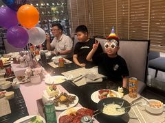 -广州万富希尔顿酒店·感趣自助餐厅·金秋蟹宴生蚝海鲜刺身烧烤