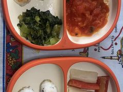 -乐禧母婴全自营月嫂(宝山店)